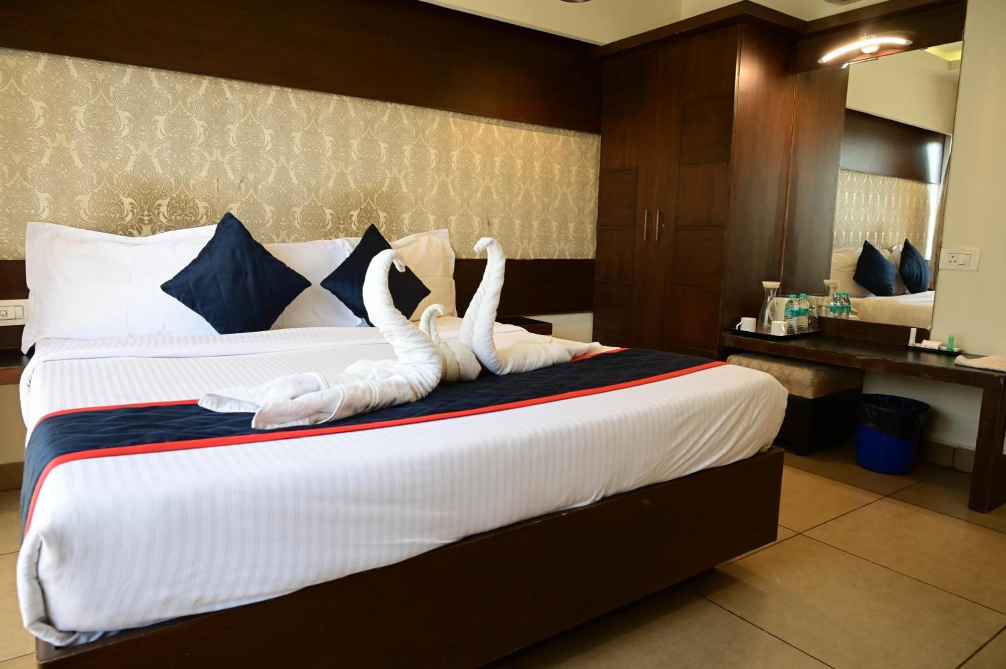 Canyon Sun Chennai Dış mekan fotoğraf